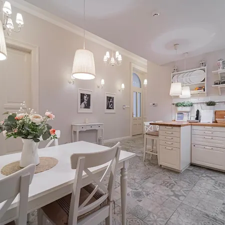 Serenity Boutique Budapest-3